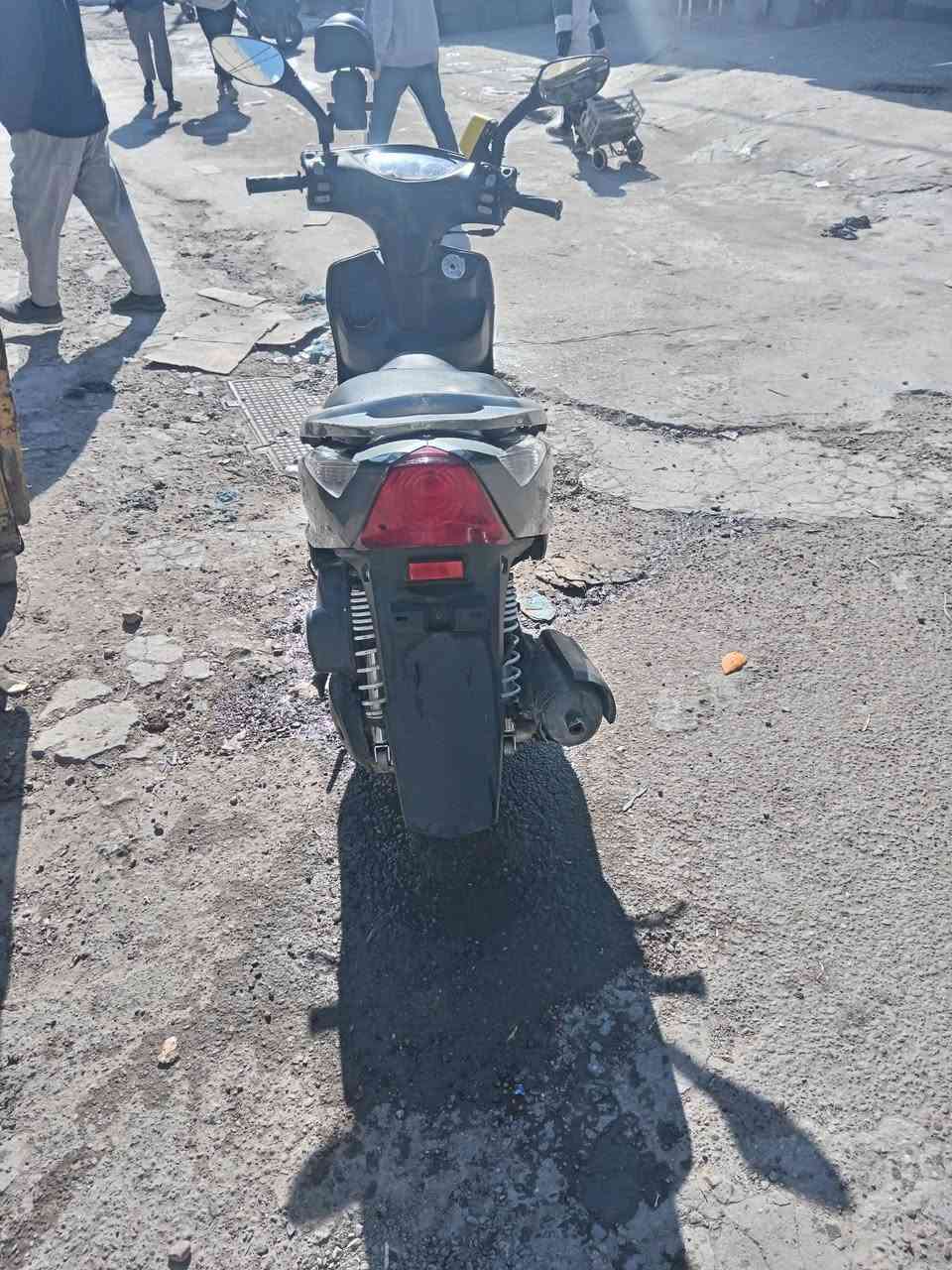 دراجه ثعلب للبيع بالاسكان قرب ساحه اللقاء ***********
