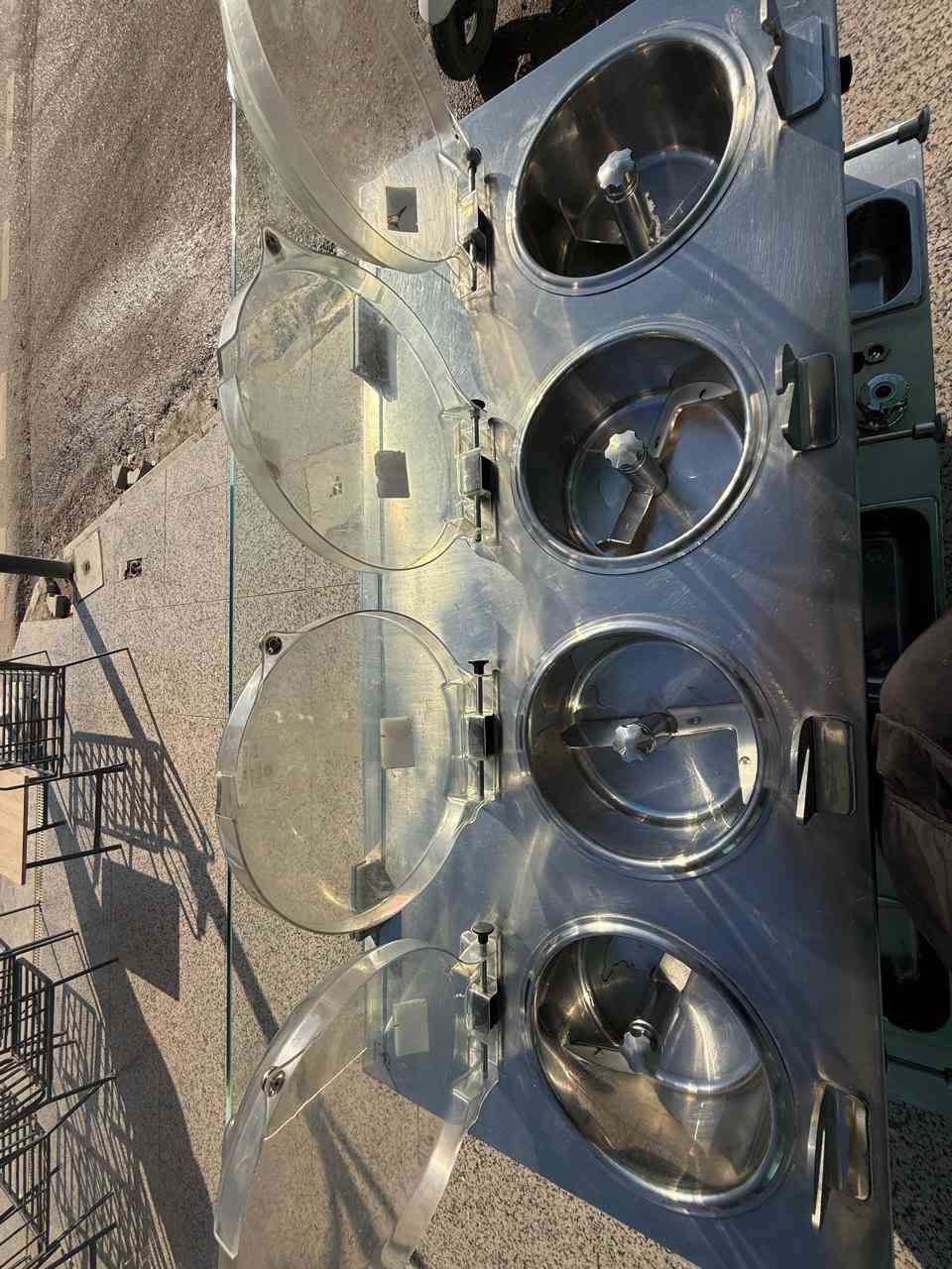 للبيع مكينه  إنتاجيه بيع مباشر أربع أحواض ماركة فروجومات إيطالي للتواصل خاص 
ملاحضه / استعمال جداً قليل
***********
