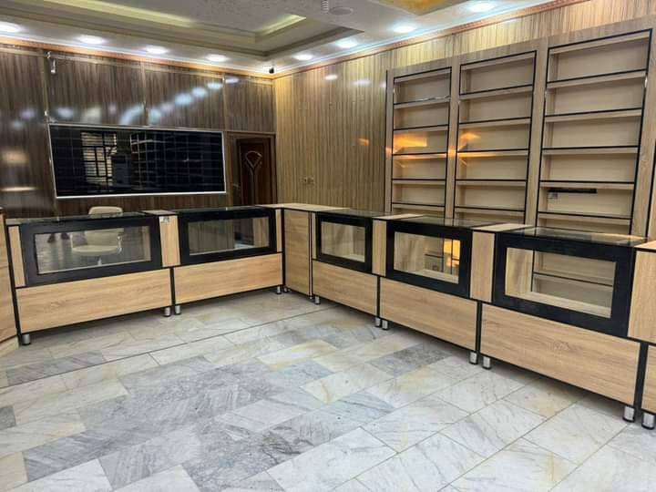 مرحبا زبائننا الكرام هذا مجرد نموذج 🌟فقط منصه
عدنا تشكيله كبيره من فاترينات 
موديلات، ألوان، وأسعار تناسب الكل
👉 شوف باقي الغرف بالحساب
نجاره خلف العنزي  للاثاث ونقل داخل مجاني  للحجز ***********
