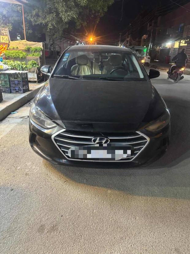 السلام عليكم 
النترا 2017 وارد امريكي حادثه كما موضح بل سونار 
محرك حجمه 2000 السياره احلى من الصور مواصفات شاشه كامله خلفيه نظام سبورت ويكو تحكم ستيرن السياره ليبل واحد محرك بي صوت مال رواجز فقط السياره رقمه بغداد دولي باسمي تحويل ثاني يوم السعر 115 بيه مجال بسيط مكاني بغداد البياع حي الشهداء ***********
