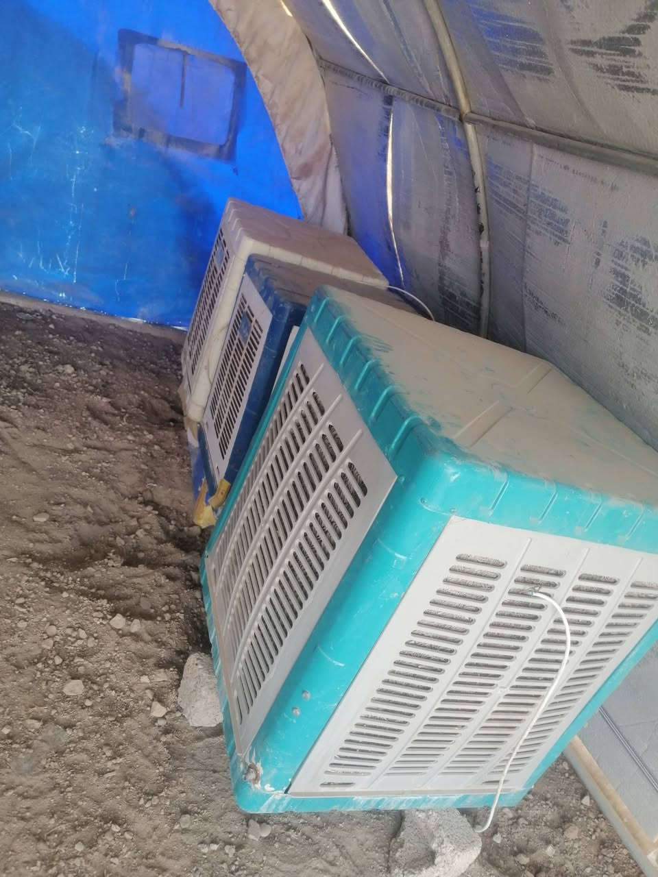 3 مبريدة نوعيه سولان و سهولان و ايراني للبيع عنوان مخيم كبرتو تابع دهوك رقم واتساب *********** *********** كل واحد و سعر
