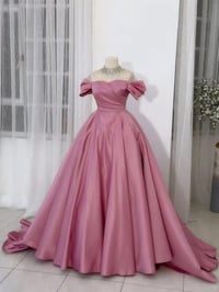 كربلاء حي العامل • ماروني أحمر • مقاس ٤٢-٤٤