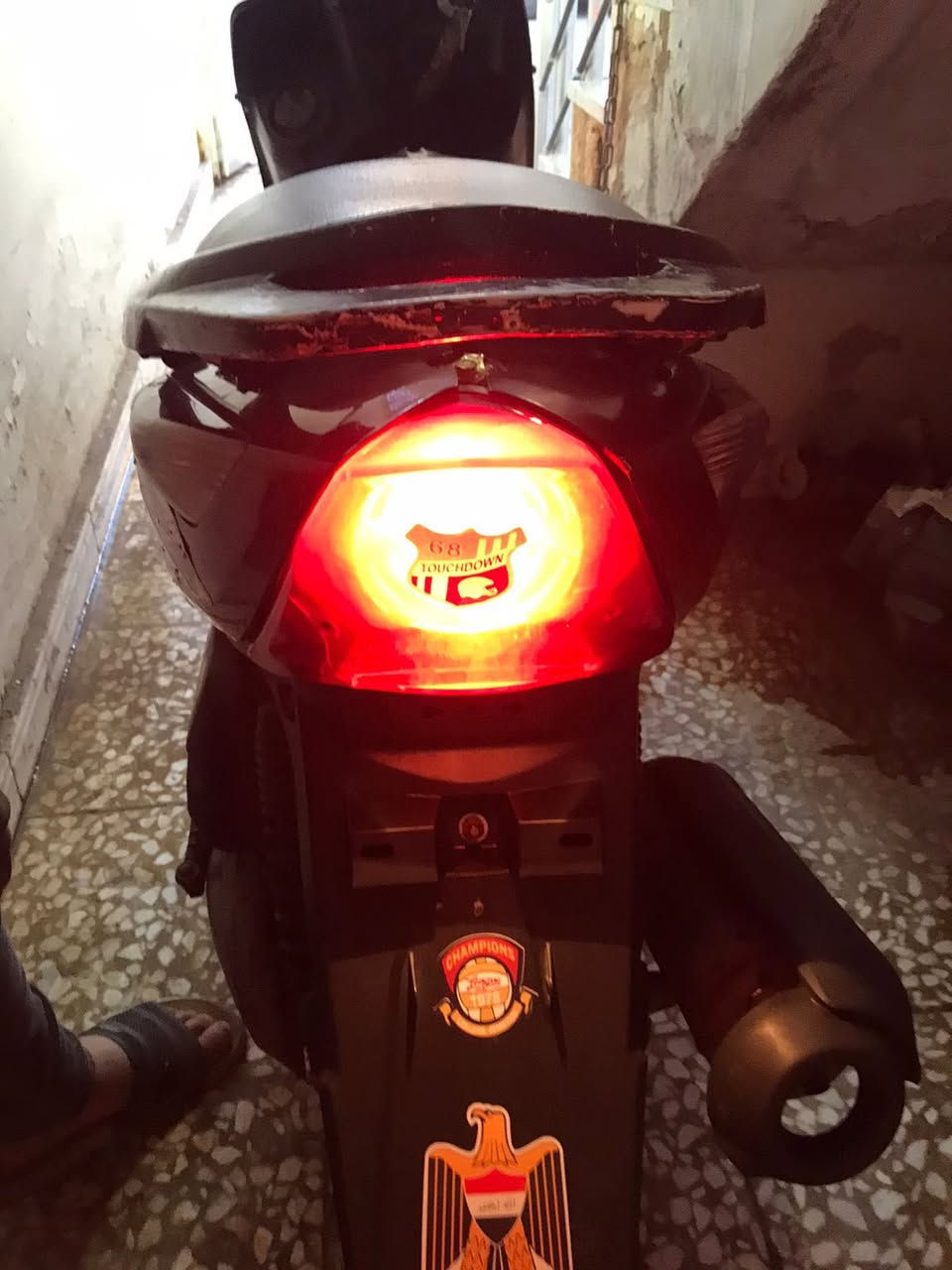 سلام عليكم
دراجه ثعلب نضيفه لا مفتوحة ولا مجفته
نقص دراجه گج مال سرعه ميشتغل والكلوبات مال اشاير يشكلن 
بيع ومراوس مكاني بغداد السعر ٣٧٥ 
الرقم خاص ***********
