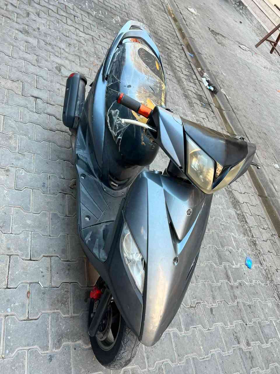 للبيع ثعلب كلها بلاد نكره سلف محرك مكفول شلعه معدل فول السعر 650وبيها مجال بصيط عنوان اعظميه شراي يتصل ***********
