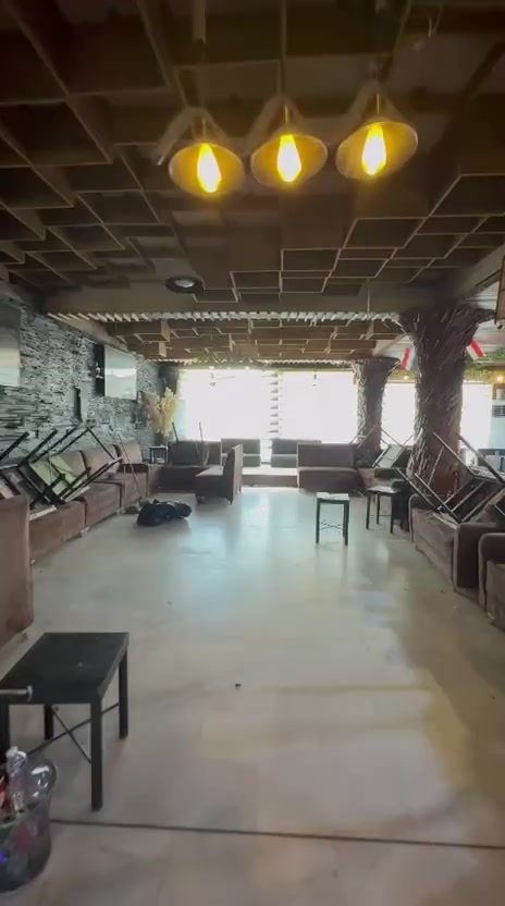 السلام عليكم كوفي شوب للبيع في بغداد جديدة شارع السمبح قرب فلافل مروان كوفي كاملة من كلشي 
سبالت عدد 5️⃣ امفيرتر سحب وطنية يشتغل
عارضات عدد 2️⃣ 
مجمدة 1️⃣ 
نراكيل طه عدد 50
نراكيل خشب عدد 18
بلازمات عدد 5️⃣ 
سستم صوت كامل 
نظام كاشير كامل 
بارستة منعزلة كاملة خلاطات جهاز كريب وغيره
كوفي كاملة وشغلهة خير من الله تجي وشوف بعينك سبب البيع عدم التفرغ بسبب الاتزام في الدوام 
باقي التفاصل والصور بل تعليقات❤️🫂
هاذ رقمي ***********
