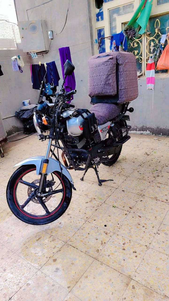 يالله مرخصت ادمن الكروب دراجه دايون
المديل120
الون رصاصي
التزويد جنط مريلت امرايه اماميه دوشمت صندوك
الغراض كله وياه
المحرك مكفوب  
جم سيسي 200سيسي
الكرهبايات كله شغاله  
عوزه خيال بس نكرت سلف 
اوراق اصوالي كبل ترقم 
متوازي ع بيعته او مراوس  حسب القناعه المكان نجف 
ملحضه ما متواجد فيس فقط وتصاب او تصال ***********
