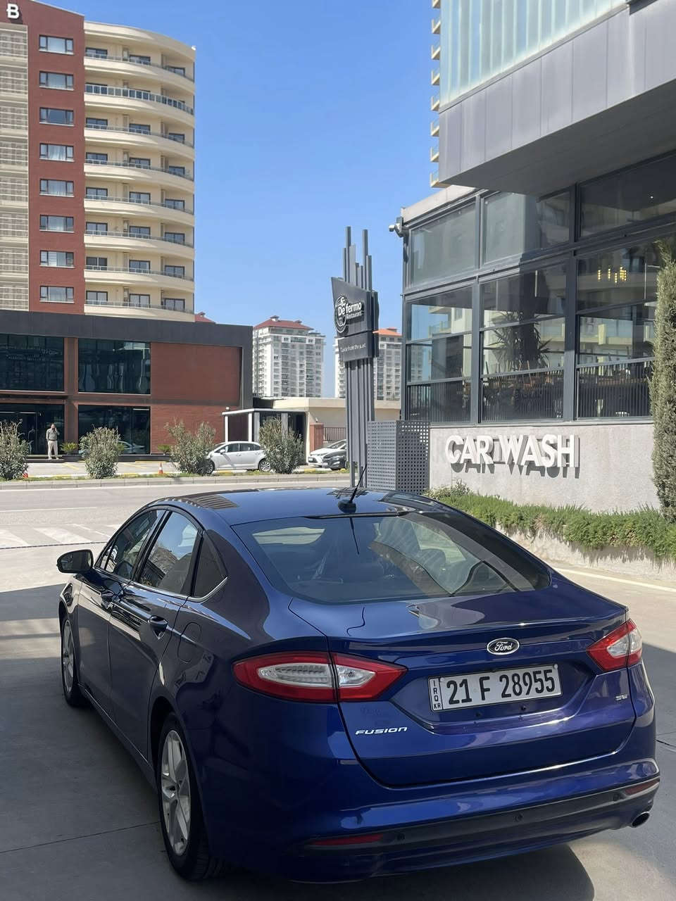 سلاوی خواتان لیبی
فۆرد فیوژن٢٠١٦ مواسافات SE کوشن کارەبا تەبرید مەرکەزی شاشە ئایپاتی بۆ بەستراوە ٢پارچەی بۆیاخە بۆنیت جاملخ بی ناو گرتن رەقەم سەنەوی تازەیە بە ناو خۆمەوەیە
١١٠$
ناونیشان.سلیمانی
ژم.***********
