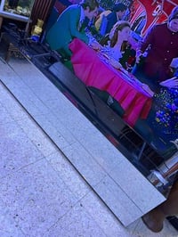طبله • ميز • زجاج