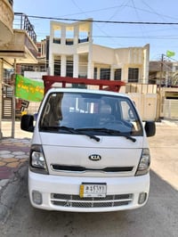كيا فحل موديل 2021 رقمها بغداد الماني شرط التحويل  مكينة 4000 جديده لا...