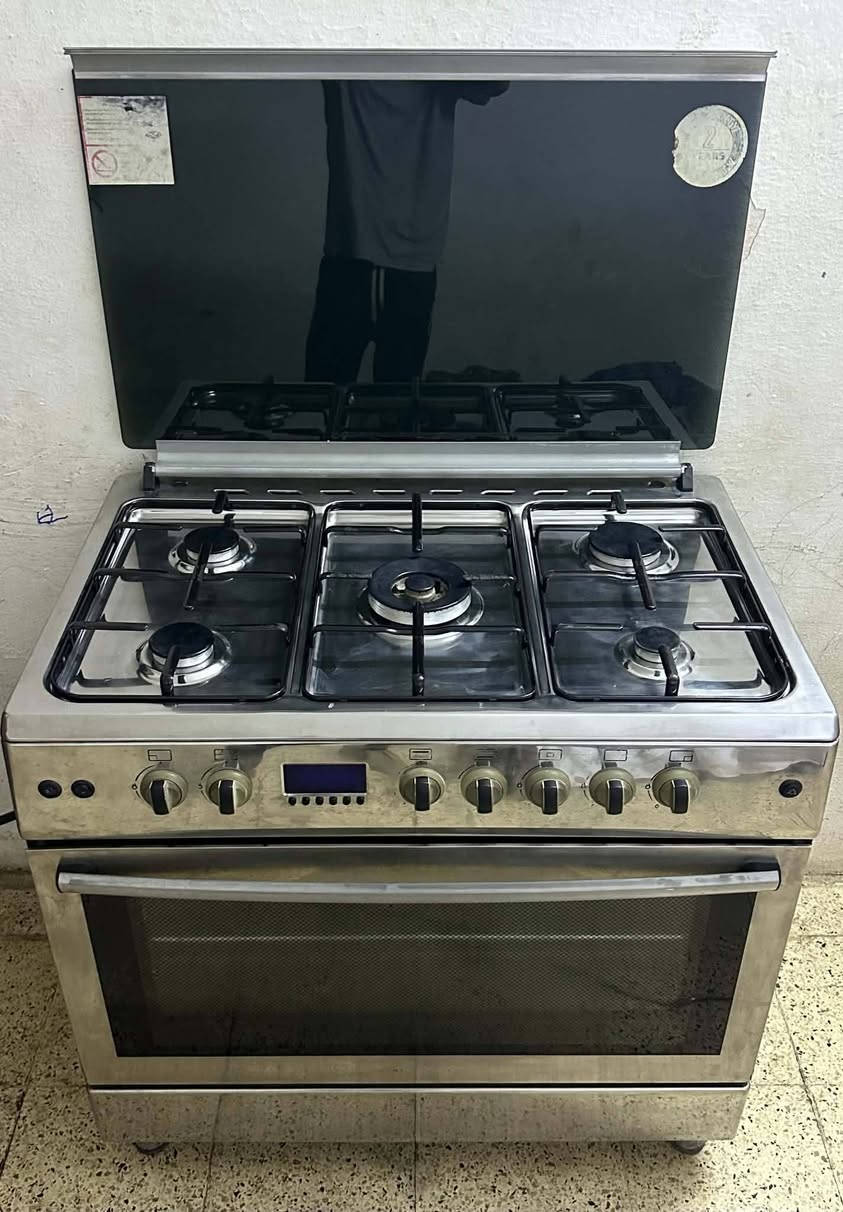 معرض الآخوين بيدرت حيدر و عمر عرض خاص طباخ مصري مستعمل اخو الكرتون شرط الشغل 5 عيون أزرك فرن فوك جوا شغال نضام خطين بي ضمان 3 أشهر يوجد توصيل مجاني داخل الموصل السعر  200الف وبي التواصل عل الرقم مجال قليل التواصل عل الرقم (***********) (***********) خوان التواصل متاح اربع وعشرين ساعه) خوان عرض رخيص وبلاش تسارعو بل حجز و اتصال عل الرقم نضام بوري اخوان لحكو عل عرض و اتصال عل الرقم لحكو
