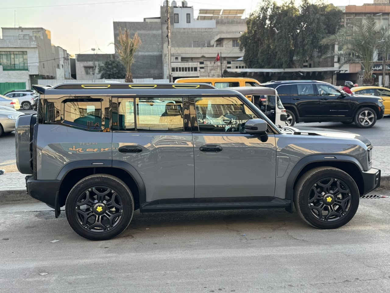 السلام عليكم... جيتور T2 2025
ماشية 31 الف km
فول مواصفات والسيارة بلضمان الوكالة 
رقم بغداد
بيهة رصعة بلجاملغ صغيرة وبارد بدون صبغ بلجاملغ الامامي  بسيطة جدا وما مبين كما موضح الكم بلصورة
سعرهة 38 مليون 
للاستفسار ***********
