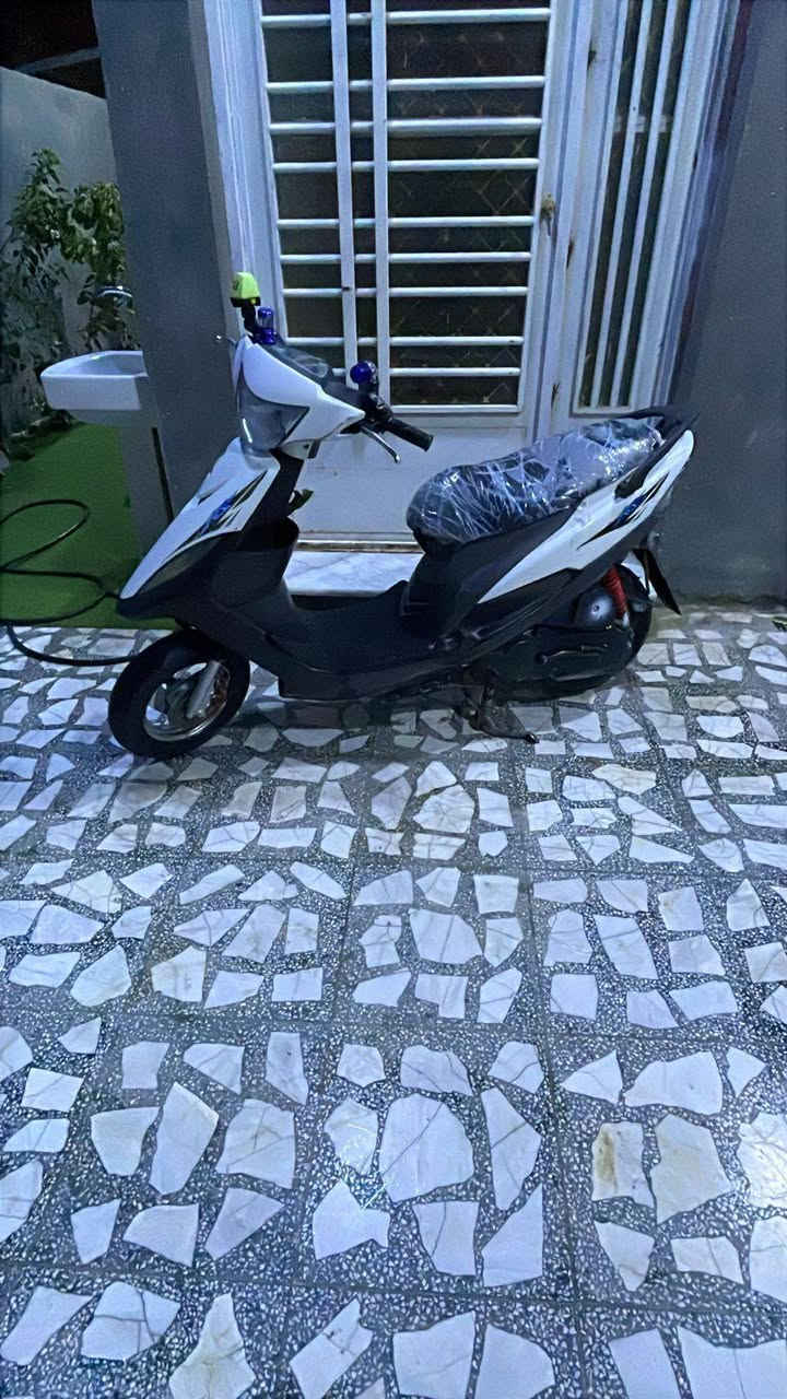 درجه للبيع ماكس عدله كهربائيّ شغله كفرات مختمه  عل بلاد تشغيل سلف دراجه مانقصه بس ابريك الوره بس بنزات السعر 550 وبيه مجال


**إذا كنت صاحب هذا الإعلان وتريد حذفه لأي سبب، رجاءا أرسل رسالة إلى الدعم الفني**