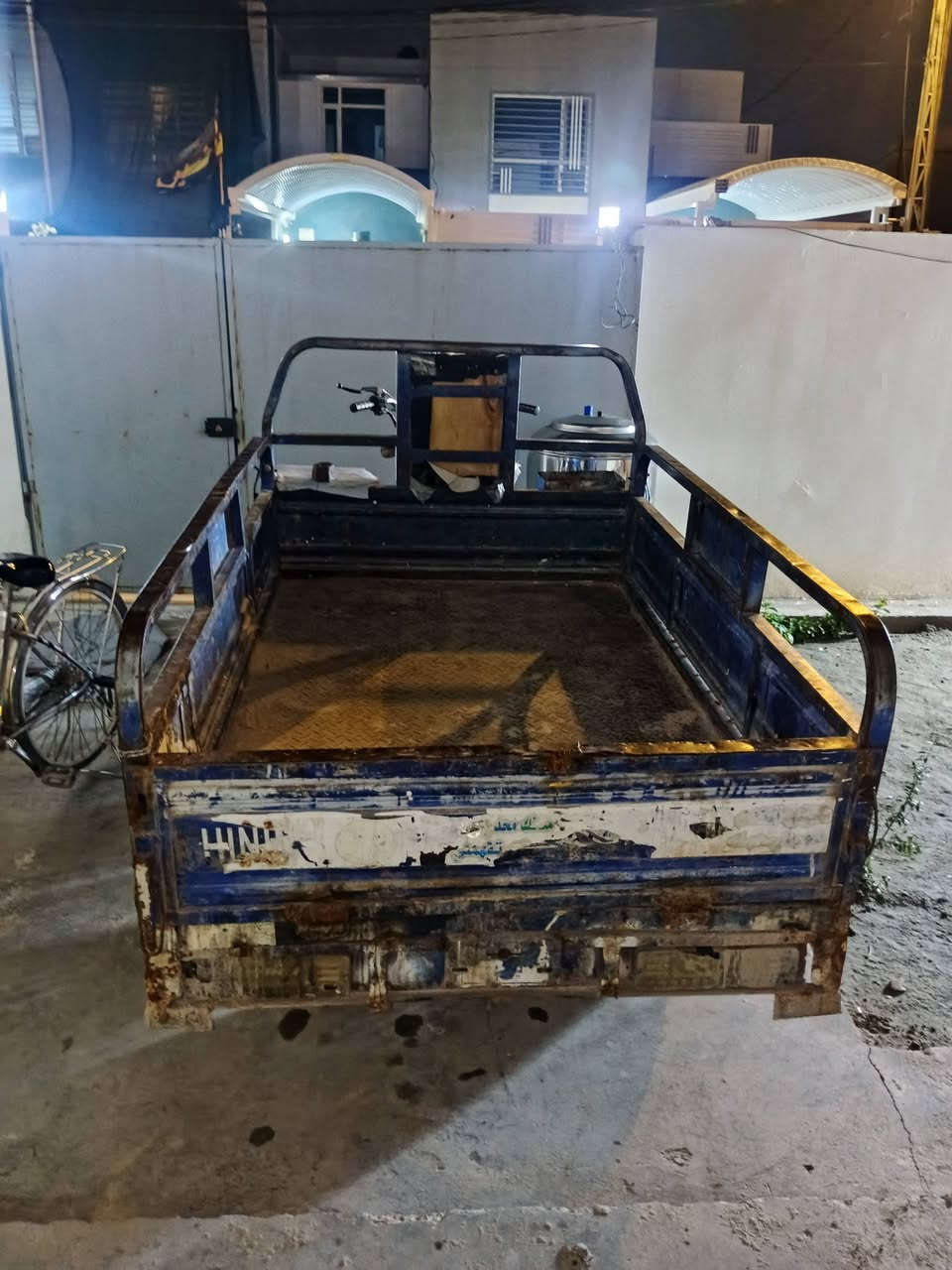 سلام عليكم أوراق اكانبك ويه الوكيل مكينه جديده خياسات مابيها شراي يتواصل مكاني نجف***********
