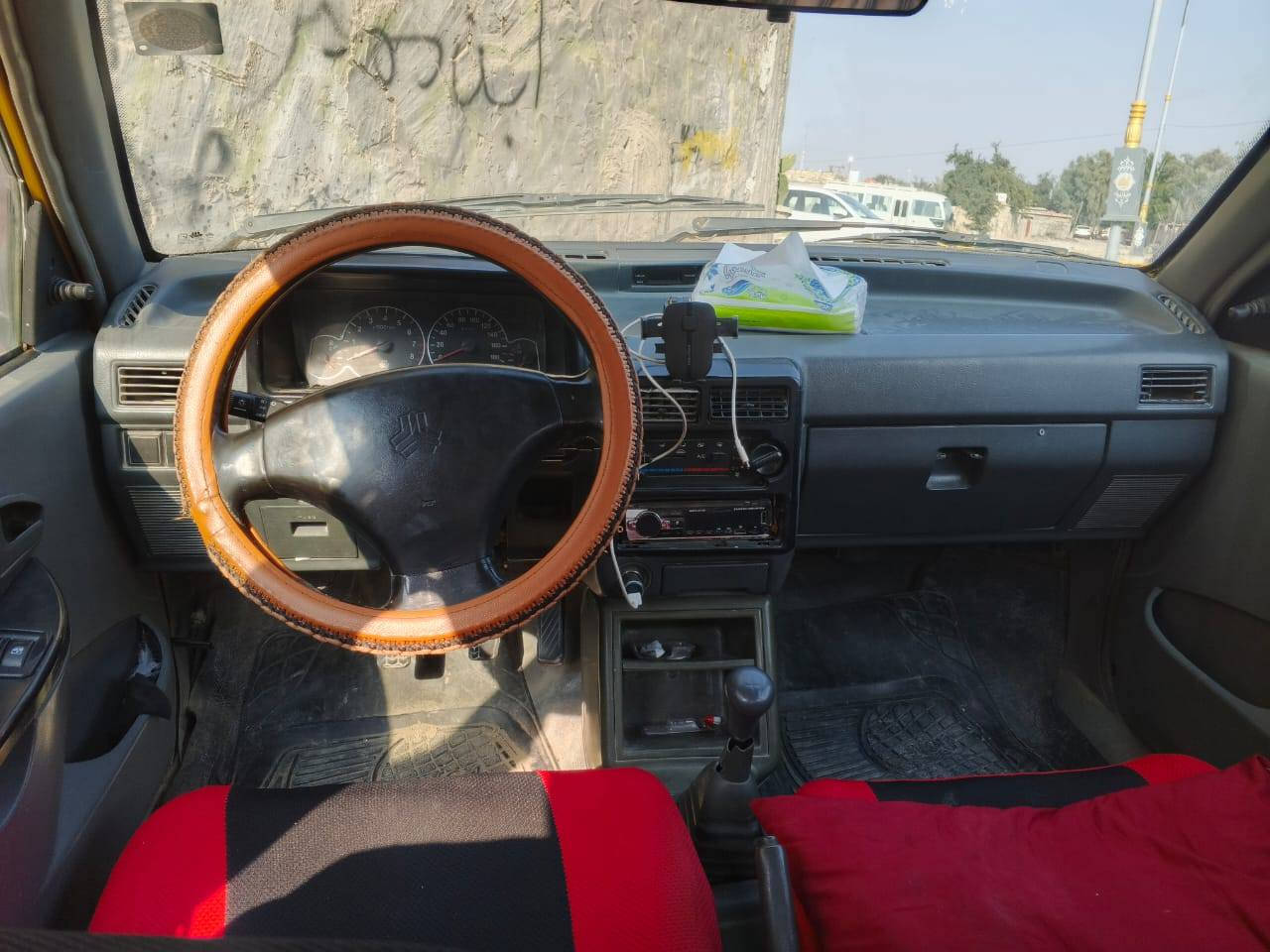 السلام عليكم سايبا للبيع السعر 25 وبيها مجال موديل 2011  سياره نضيفه رقم كربلاء مكان السياره كربلاء حي  النصر للاستفسار الاتصال على الرقم ***********
