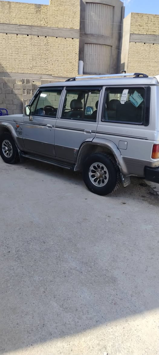 مديل 95بسمي تحويل مباشر ثاني يوم رقم بغداد سياره تاخذها ربع ما تصرف عليها تايرات جدد اي خياس مابيها بس يم لمرايه كد اصبع مكينه ونجي 6 بجيس لا صرف ولا تنقيص مكفوله مكينه وكير تبريد شغال زاد شاشه وكامره دواره سدر نص عمر جام كله شغال دشبول كله شغال كشنات ورضيه مدوشمه سعر 57  وبيها مجال قليل حك جيه ***********
