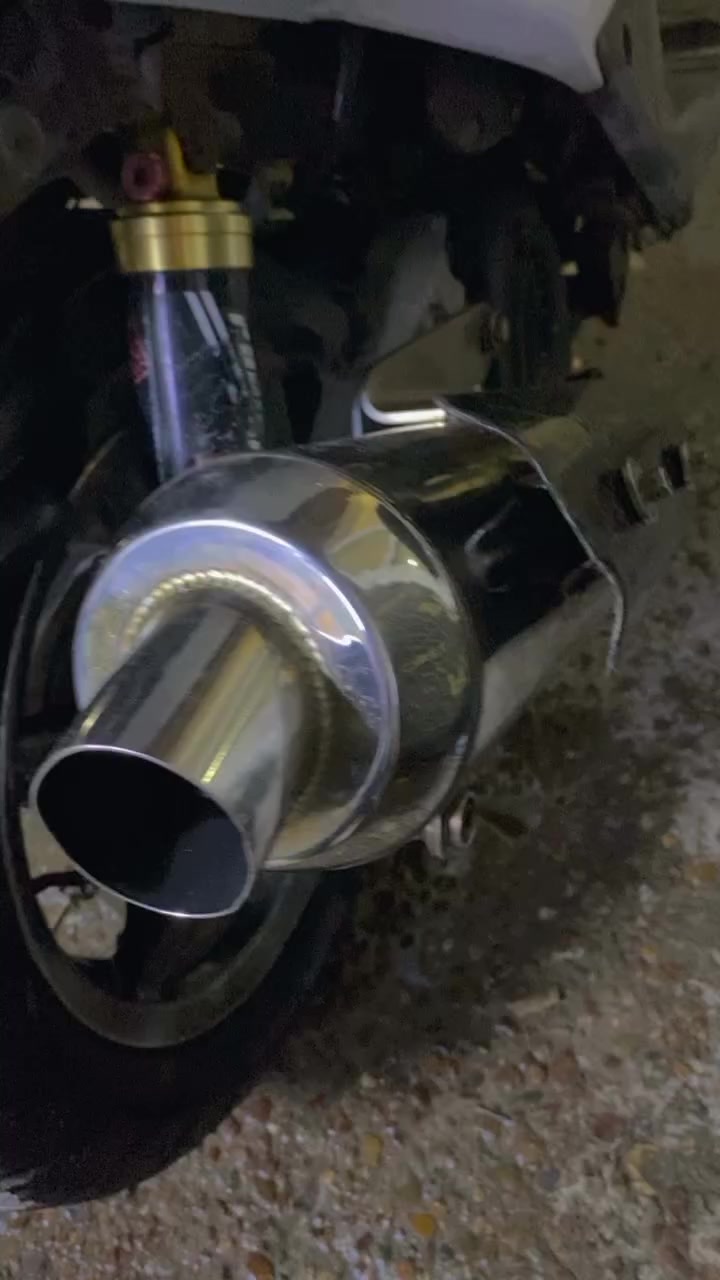 السلام عليكم صلنصه حلك عريض وبوري عريض قطعتين صوتها رعيد مال مكاين كبار ودبلات هايدروليك هوا ام البطل
السعر خاص والاستفسار اتصل
***********
