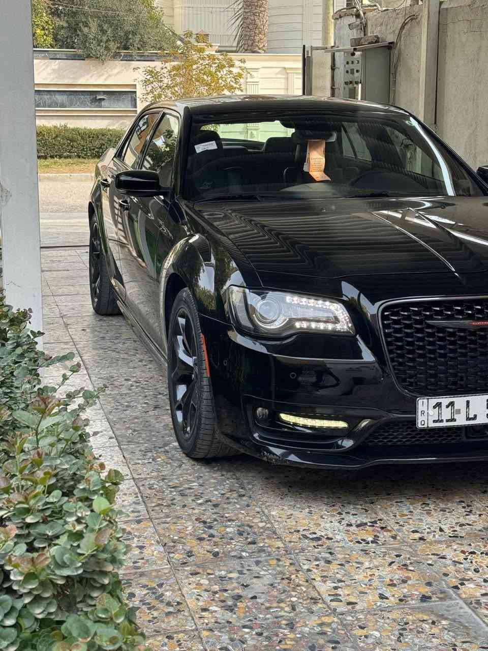 🔥 للبيع — اوباما S موديل 2023 هارلم خليجي 🔥
سيارة فخامة، أداء، وتقنيات حديثة بمواصفات كاملة 
ضررها بس شويه بالبنيد ومبدل البنيد نفسه 

✔️ فول مواصفات لأعلى فئة
✔️ سقف بانوراما
✔️ رادار وحساسات متكاملة
✔️ شاشة كبيرة ونظام حديث
✔️ داخلية فخمة ومريحة
✔️ إنارة LED مميزة
✔️ جنوط سبورت
✔️ كاميرات وحساسات
✔️ تشغيل بصمة ودخول ذكي
وباقي المواصفات الفول 
مكان السياره بغداد القاهره 
السعررر ٣٢٥ وبيها مجال سياره جديده 
للاستفسار الاتصال /***********
