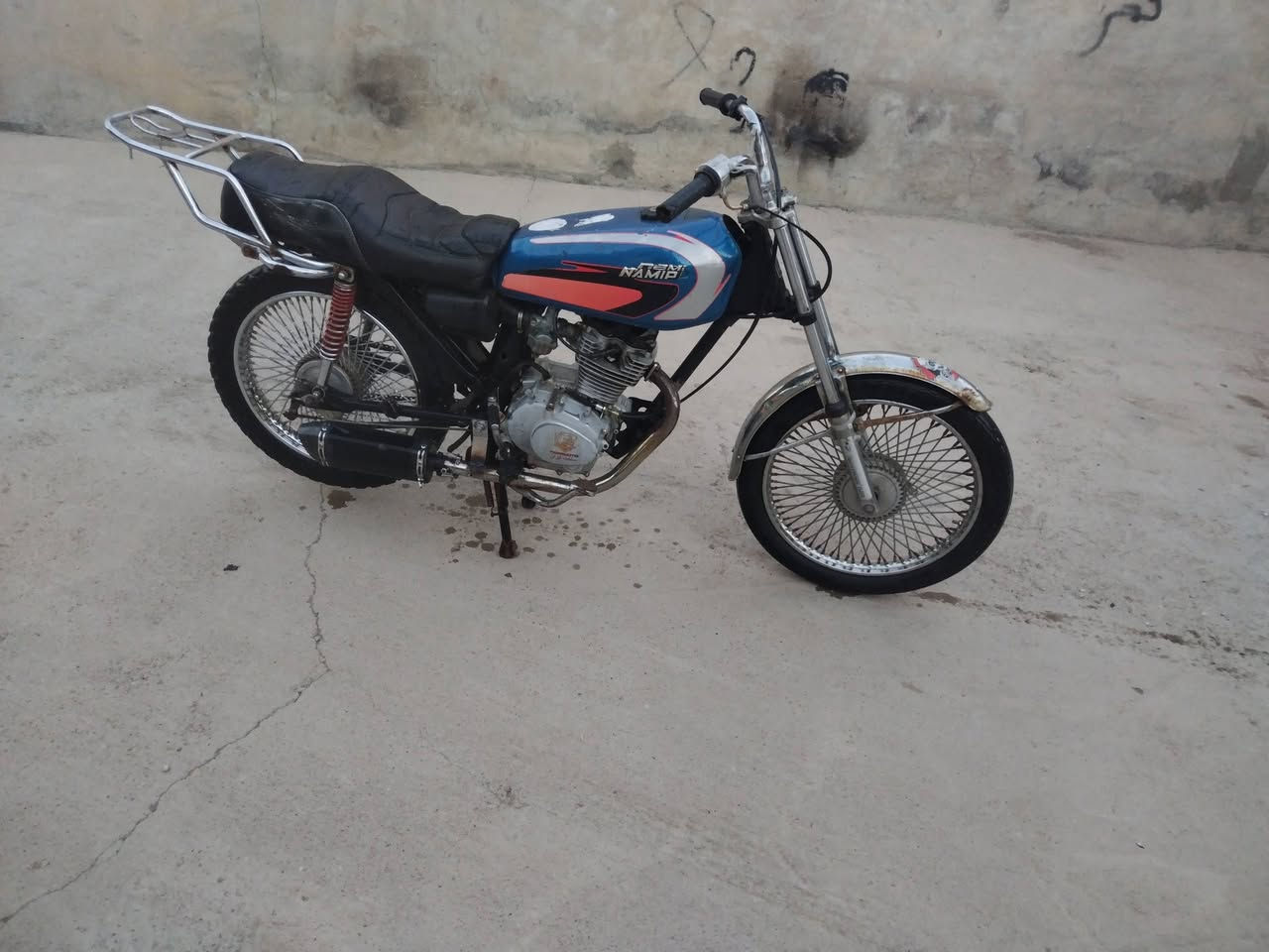 سلام عليكم تايكر موديل 2017محرك شرط لا صرف ولا بخار ولا صوت مكينه خرسه تايرات جديد كشن رياضي صالنصه صوت رعب وياله نضيفات نشاط فول سعر 240بي مجال لشراي خاص مفتوح رقم ***********
