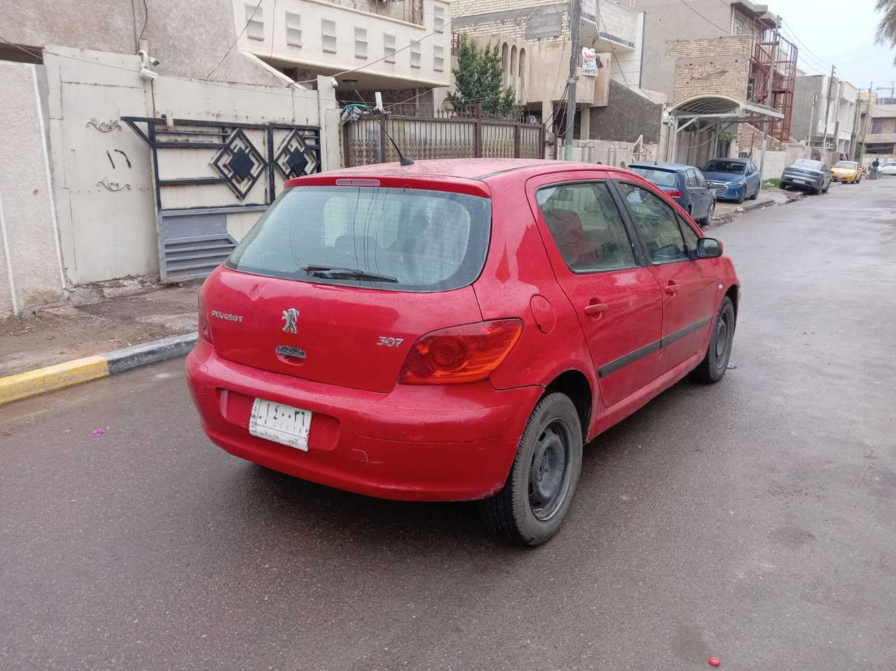بيجو 307اوتماتيك موديل 2006 رقم نجف بسمي تحويل بغداد والسياره بغداد حي الجهاد مشروع وطني السنويه الغاية 2028السعر 39 للتواصل (***********)
