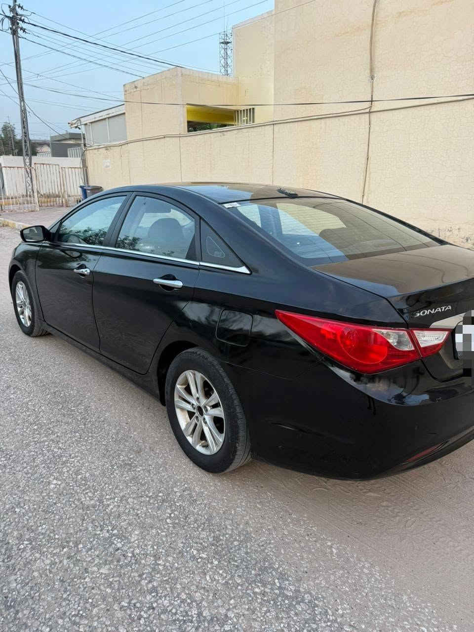 سوناتا 2014 بانزين بانزين  محرك 2400 دوش
أدوات مكصوصه متومه وجاهزه كشنات
جلد شاشة حساسات خلفيه بصمه سياره
كلش حلوه وجديده مري شفط اشاره
السعر 44 بيه مجال قليل كلش
للاستفسار ***********
