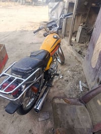 اربع كير موديل 23 اوراق اسكنر السعر 400وبيه مجال لاستفسار 07801534385