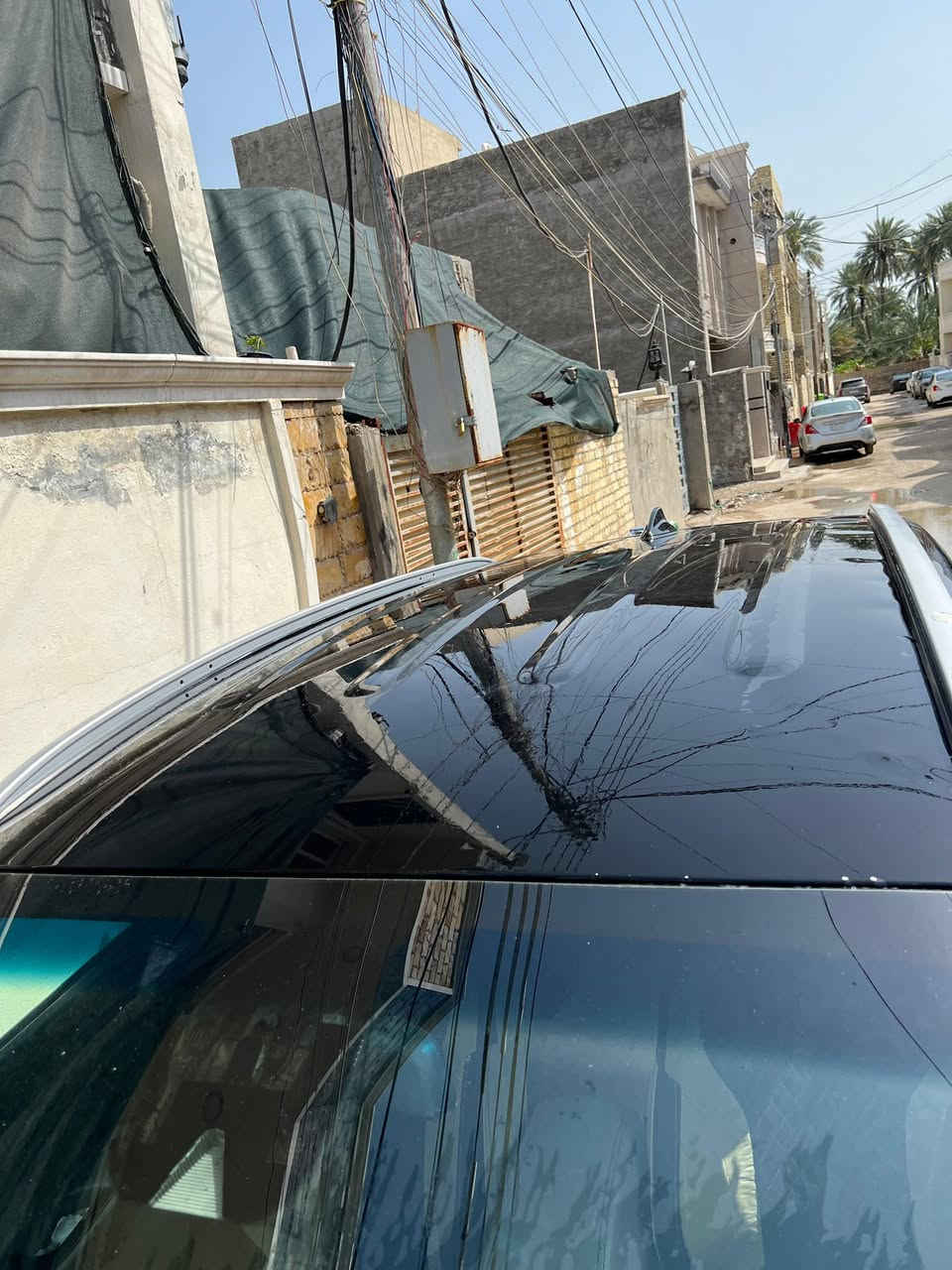 السلام عليكم للبيع توسان 2020 ضرر جاملغ وبنيد وتبديل قطعتين نفس اللون السياره جديده بمعنى الكلمه
صدر امامي خلفي تبريد ثلج  مابيه نقص برغي كير مكينه كفاله 
بصمه تدفئه كشنات شاشه ابل كار بلي 
كامره حساسات سايد بريك بصمه 
 ماشيه 45mi
السعر ١٣٥ وبيه ماجل بسيط 
عنوانه بغداد حي القاهره 
***********
