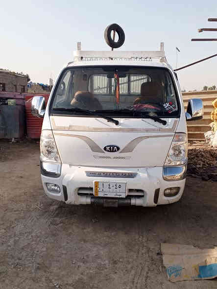 12 الماكينه بس بيها بخار وجير وقت المقفولات شاصي مقفول رقم هنيسان
***********
***********

85 وبيها مجال
