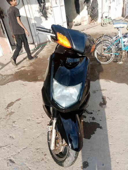 سكنز نثية نوزل للبيع دراجة مكينة خرسة ناعمة معدلهة حلو كلهة شغالة لايتات اشاير سلف هندر خير من الله دراجة نكرة كفرات جدد سعر 500وبيهة مجال قليل تواصل علرقم أو خاص ***********
