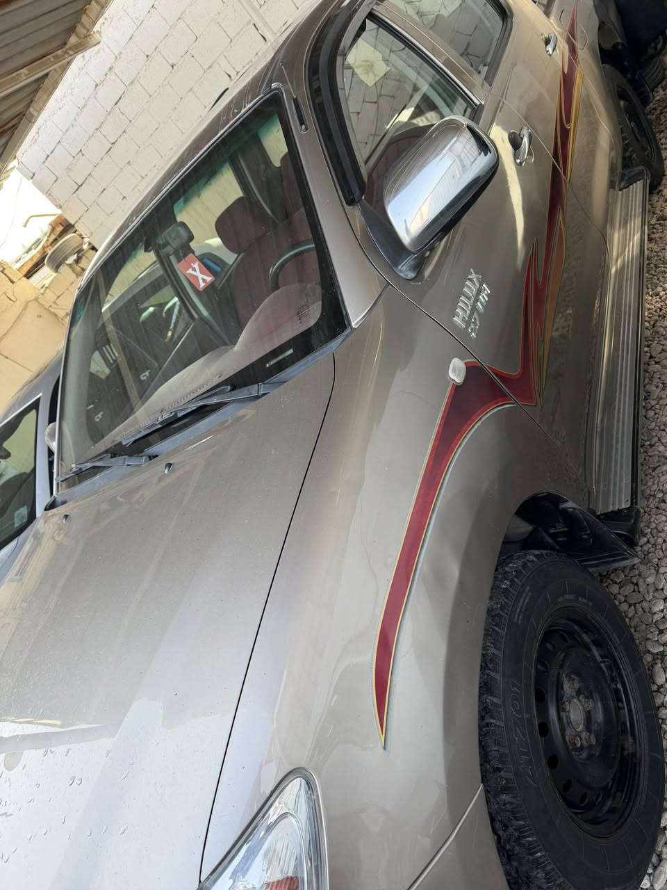 السلام عليكم تيوتا هايلوكس
موديل 2007 رقم كربلاء 

بيهه فقط رش بدون حادث اثر جراد ٤قطع 
السعر 125
***********

***********واتساب
