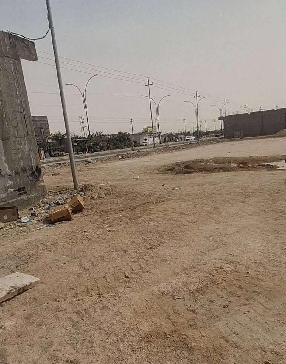 عندي قطعة ١٠٠متر ١٠في ١٠
ثاني قطعة عن شارع ٢٠ شارع شهداء قرب حي الموضفين في تنومة
كل خدمات يمه كامله
طابو ٢٥ صرف زراعي وكالة بااسم مشتري
*********** البصرة, العراق
