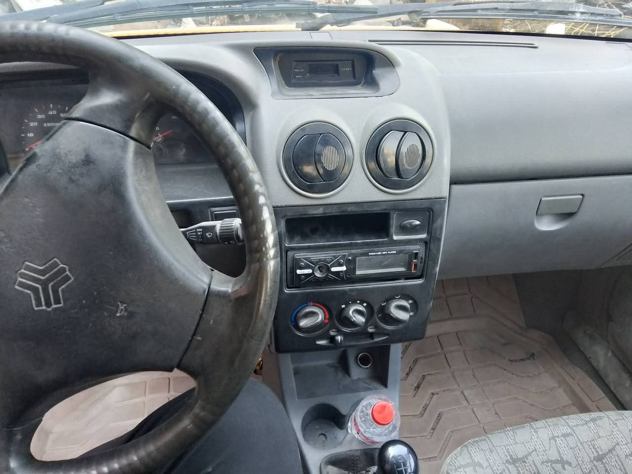 سلام عليكم للبيع موديل 2013 سعر 23 بيها مجال مكاني بغداد الدورة بسمي سياره كير محرك خير من الله مصفره هيئه وغرامات جاهزه من كلشي كهربائية كلهه شغاله تخم تايرات غرفه ***********
