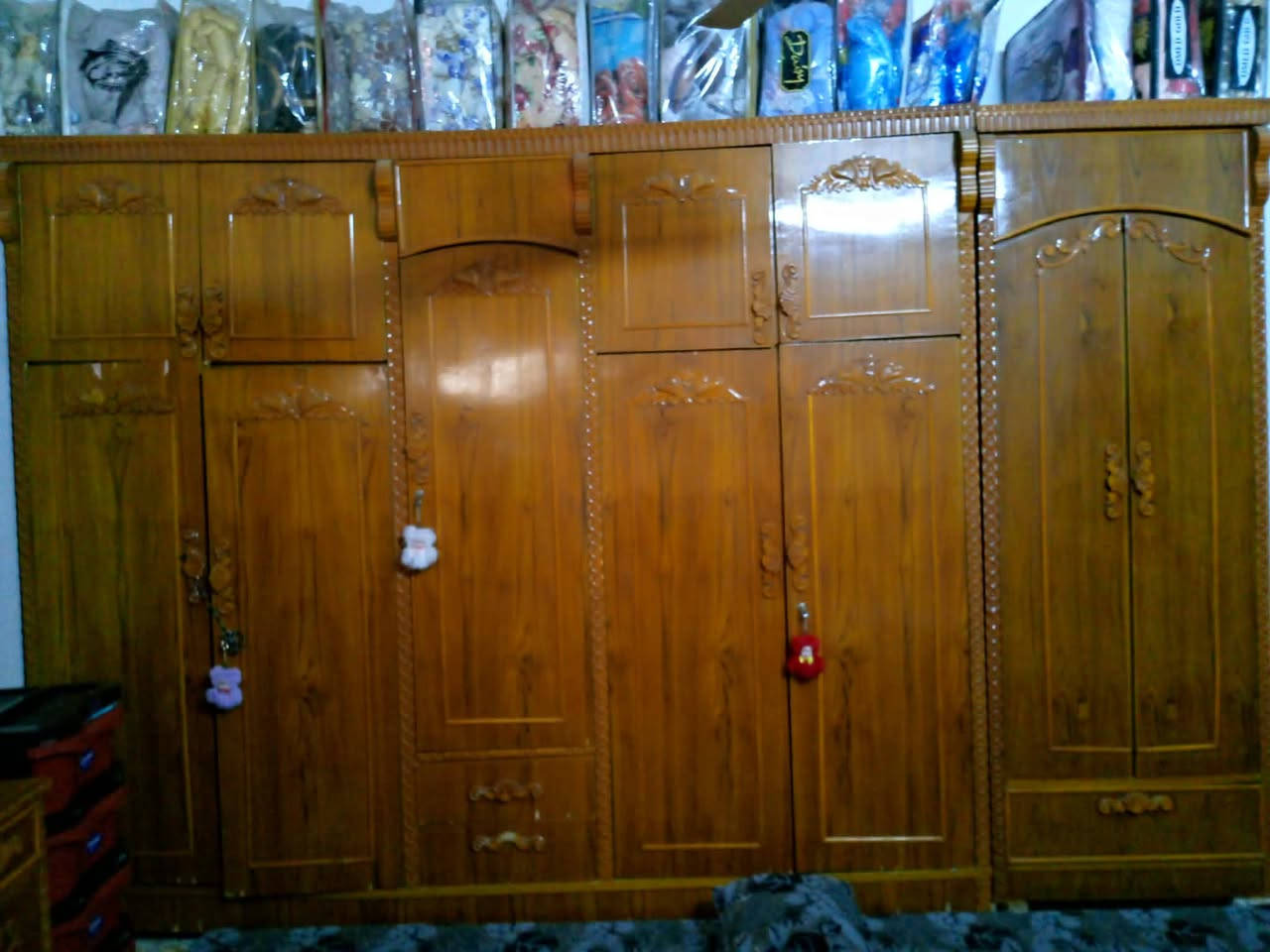 غرفة للبيع 850
موصل رجم حديد ***********
