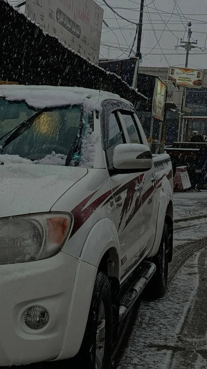 السلام عليكم
بيكم للبيع هايلوكس تويوتا 2008 كير عادي مكفوله كفاله عامه لا صبغ ولاطخه ولا تبديل السيارة ما ناقصها كلوب محرك ما مفتوح سيارة ماشيه 200  رقم اربيل وبسمي  وتحويل جديد  سيارة بيها كابون بانزين للاستفسار راسلني عل الخاص او اتصل علئ الرقم التالي ***********
