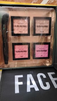 بليت ٤ألوان • مكياج