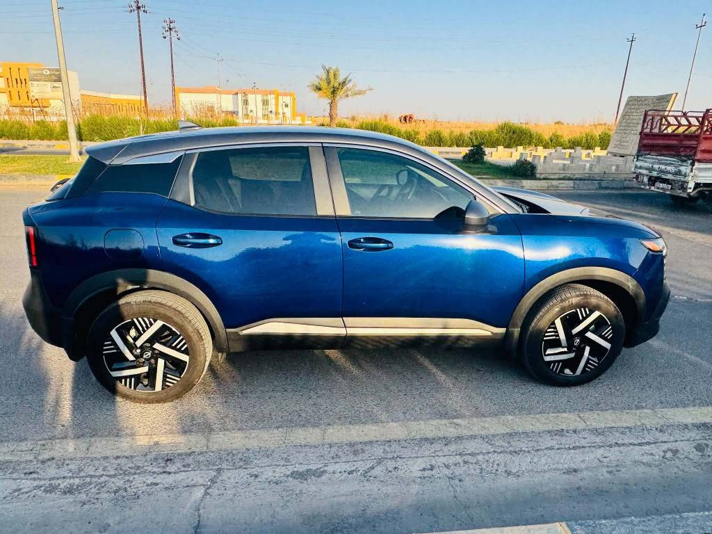 🔥 وصلت حديثاً | Nissan Kicks 2025 SV Full Option 🔥

إذا تبحث عن سيارة موديل حديث، نظيفة، ومواصفاتها كاملة… فهذا هو خيارك.

💙 لون أزرق مع سقف رصاصي – لون نادر وأنيق يخطف الأنظار.

✅ موديل 2025
✅ ماشية فقط 8,000 كم (على وضع الشركة)
✅ Clean Title
✅ بدون أي قطع أو صبغ
✅ الضرر كان فقط الدعامية واللايت الأمامي وتم إصلاحها باحتراف.

✨ المواصفات:
• شاشة لمس كبيرة
• كاميرا خلفية
• دخول ذكي (Smart Key)
• تشغيل بصمة (Push Start)
• تحكمات على المقود
• رادار أمامي
• رادار خلفي
• Traction Control
• مثبت سرعة
• بلوتوث وApple CarPlay / Android Auto
• اقتصادية جداً بالوقود

💰 سعر مميز جداً مقابل الحالة، الموديل، والمواصفات.

📍 Brother Car Rental
الموصل – الحمدانية – مقابل مطعم باستا

📞 ناصر: ***********
📞 يوسف: ***********

🚗 السيارة جاهزة للاستلام… لا تضيع الفرصة!

#BrotherCarRental #NissanKicks2025 #Nissan #Kicks #SV #CleanTitle #FullOption #Mosul #Hamdaniya #IraqCars #سيارات_العراق #نيسان_كيكس #موصل #الحمدانية #بيع_وشراء_السيارات الحمدانية, نينوى
