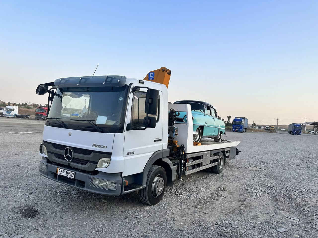 يوجد لدينا نقل سيارات بدون اي خدش بطريقه حديثه ونقل داخل محافظه وخارج جميع العراق بادارة ؛ محمد ***********
