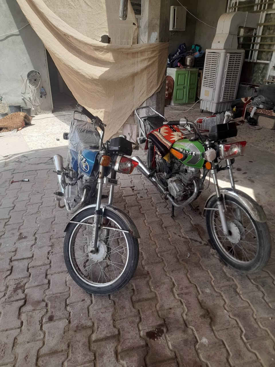 للبيع دراجات اربعه كير ٢ ارشا ٢ اوراق اصولي الزركه ١٨ ولخضره ١٦ دراجات حلوه عوزهن ترتيب الوحده ب٣٢٥ مكاني كربلاء شارع  بغداد قرب سيد الوصياء عمود١٢٨ لستفسار على الرقم ***********
