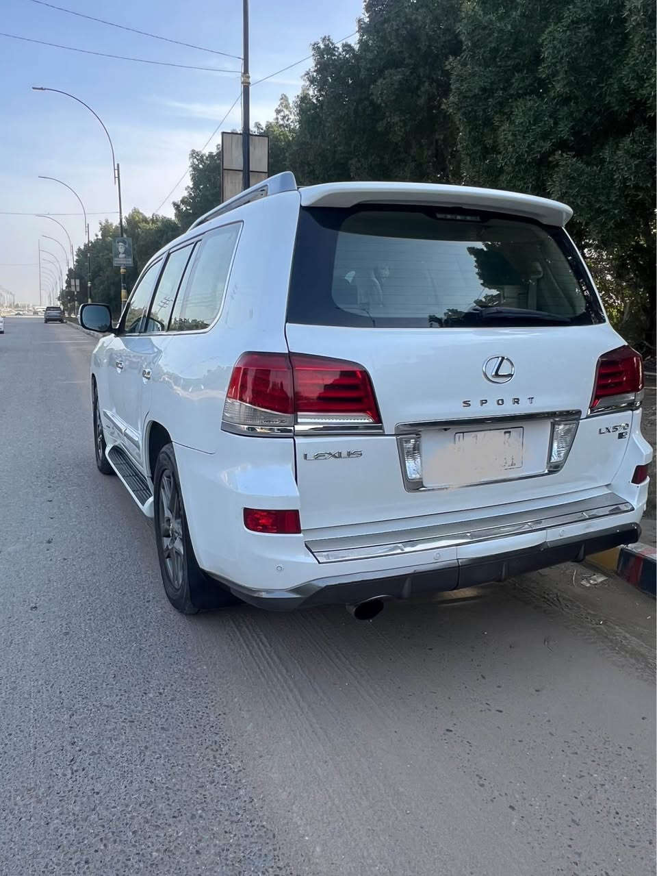 ماشاء اللّه تبارك الرحمن ٥
للبيع لكزز 2014 بريم اصل
السياره بيه صبغ ٤قطع ابيع احزام فول مواصفات 1/1 داخل بيجي
1- سلايت روف
2- بصمة ابواب + بصمة تشغيل
3- تشغيل عن بعد
4- حساس امامي خلفي
5- لد امامي خلفي
6- منضومت زنون اصلي
7 -دشبول ليزري
8- كروز سرعه
9- رادار امامي +تحديد مسار
10- كشنات جلد
11- جكات
٢اثلاجه
13 جنطه شفط
ماشيه140 الف
14- محرك V8/570
15-تحكمات استيرن
16- استيرن كهرباء
17- خمس كامرات
18- سبعه راكب
19- ثلاث قطع تبريد وبعد بيه مواصفات ما ذاكرهن و السياره جديده بمعنه الكلمه بيع او مراوس مكان السياره كربلاء المقدسة للاستفسار الاتصال على الرقم*********** كربلاء, العراق
