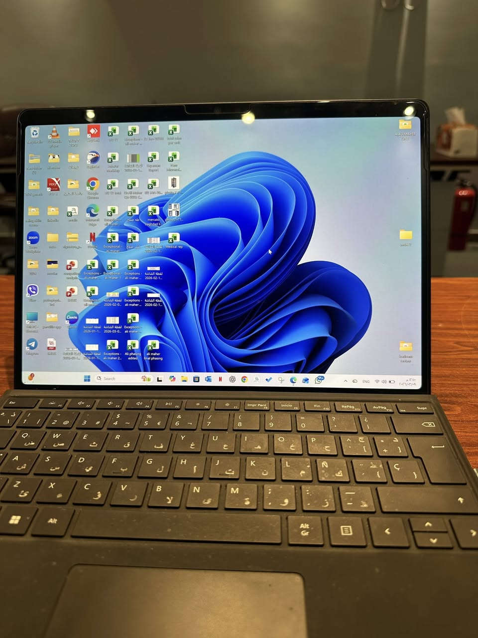 Microsoft surface pro 11
Snapdragon x elite 12 core
Screen 13 inch oled 
Ram 16 GB
Hard 256 GB

مع الكيبورد و الشاحنه و الباكيت الاصلي للجهاز
الجهاز نظيف جداً جداً

اريد مراوس  حصرا 
MacBook air m2 or m3
15 inch


**إذا كنت صاحب هذا الإعلان وتريد حذفه لأي سبب، رجاءا أرسل رسالة إلى الدعم الفني**