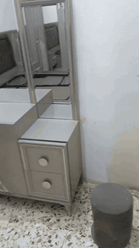 غرفه تركيه اجربايه عوزه شويه لحيم الغرفه كلش نضيفه اسعر500 وهاذ رقمي07...