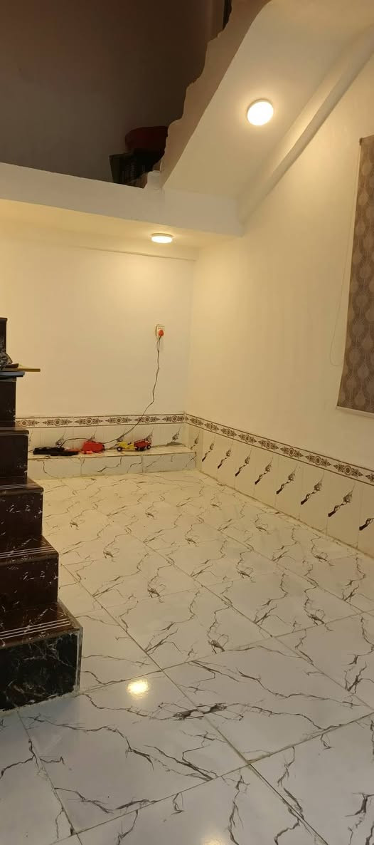 السلام عليكم اخوان بيت للبيع مساحه 100متر مربع عشره بعشره البناء بلوك السكف عكاده مبني بيه غرفه ومطبخ وصاله وديوانيه وطارمه صحيات وبيتونه وستاره العنوان حي الكوفه يم المعارض مال سيارات بشارع المولد قرب اسواق سعد السعر 35 ورجائن المايشتري لايراسل اقصاد مايرهم يرهم مراوس
(***********)
السلام عليكم اخوان بيت للبيع مساحه 100متر مربع عشره بعشره البناء بلوك السكف عكاده مبني بيه غرفه ومطبخ وصاله وديوانيه وطارمه صحيات وبيتونه وستاره العنوان حي الكوفه يم المعارض مال سيارات بشارع المولد قرب اسواق سعد السعر 35 ورجائن المايشتري لايراسل اقصاد مايرهم يرهم مراوس

