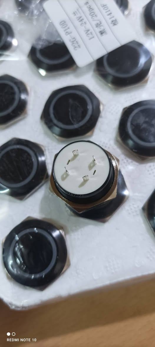 دكم بهذا الشكل حديد ال يخدمه يخاب سعر وبالعافية ح


**إذا كنت صاحب هذا الإعلان وتريد حذفه لأي سبب، رجاءا أرسل رسالة إلى الدعم الفني**