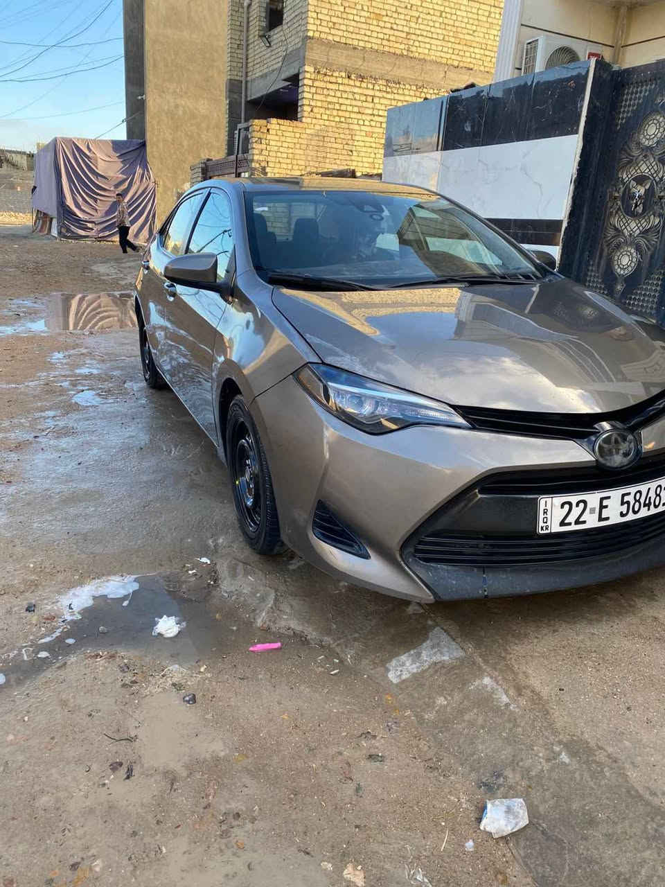 السلام عليكم للبيع كورلا 2017 LE امريكي ضربتها من امريكا جاملغ الامامي جه النفر بل عراق جاملغ جه السائق بارد+ صبغ السعر 132 وبيه مجال بسيط رقم الهاتف ***********/*********** بغداد, العراق
