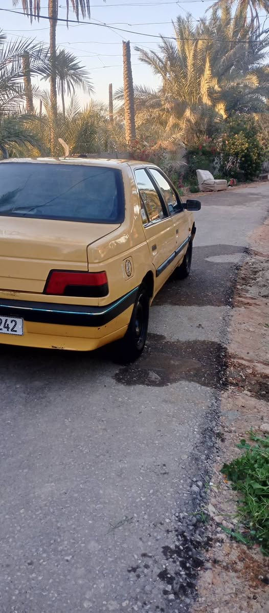 للبيع بيجو 405 مديل 2012 رقم نجف سنويه 2030 تحويل ثاني يوم   مكينه وكير مكفولات تخم تاير باتري سلف دينمه  كله جديد بيه بنيد مبدل فقط مصفره غرامات هيئه عليه 40الف سستم سماعات لايت  زنون حداديه حلوه سياره عايزه ترتيبات بسيطه مال جناي   السعر 32 وبيه مجال لشراي مكاني كوفه ناحيه العباسيه خاص ما متواجد اتصل وتدلل رقم الهاتف ***********
