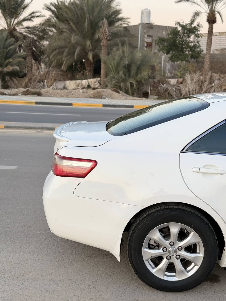 سلام عليكم اخوان🤍
كامري فئهGLأ  2008 كفاله عامه شرط السونار 
رقم واسط انكليزي (باسمي) سنويه لغايه 2027 هزه ورقم وسنويه جديد تحويل مباشر ماشيه 180 km مكينه وكير مكفولات لا تنقيص ولا بخار شرط حداديه امامي خلفي كارتون كله جديد تخم تاير جديد دواخل جدا نضيفه منضومه لايت زنون تبريد ثلج تدفئه شغاله السياره عليه ادامه كامله من كلشي 
العنوان واسط 
السعر 112 وبيه مجال 
رقم الهاتف ***********
