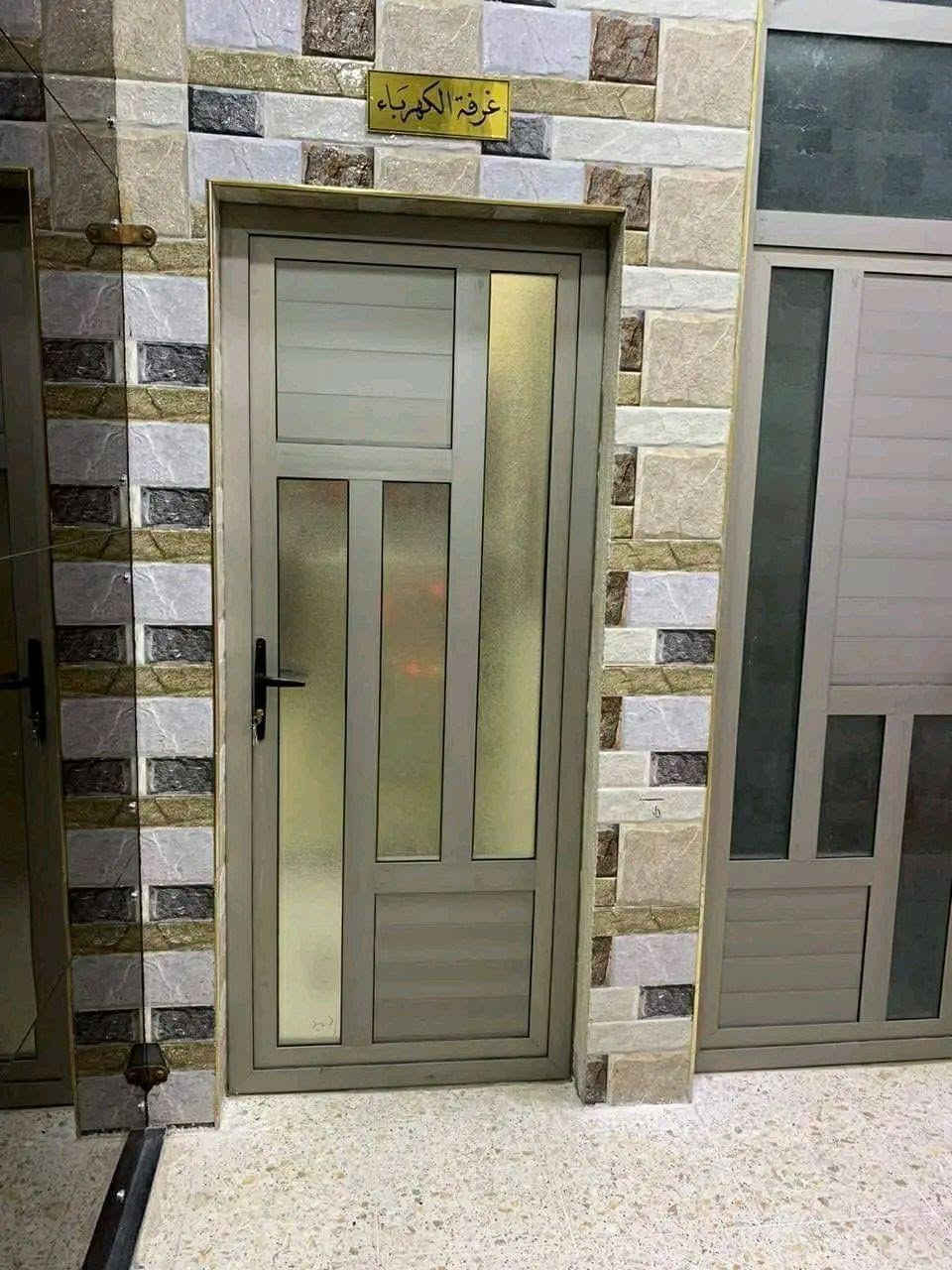 معمل المنيوم الشمس للكاونترات والديكورات الحديثه والابواب والشبابيك والمحجرات😊😊😊
يقدم لزبائنه الكرام ارقى واجمل التصاميم وبأنسب الاسعار ويوجد لدينا استبدال الكاونترات القديمه بكاونترات حديثه مع فرق السعر
ما عليكم سوى الاتصال على الرقم التالي 
*********** واتساب ☎️
العنوان/ميسان قرب /المحموديه /قرب الكنيسه
(((ارضاءكم غايتنه)))
لسنا الوحيدون لكننا الافضل دائماً🧿 عمارة, ميسان
