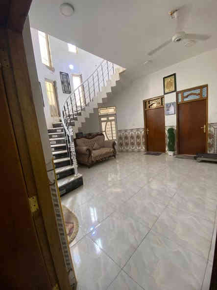 🔴🪄بـيت للـبيع مسـاحه 200م 
🔴🪄العنوان : حي الغدير الأولى بالبدايه أول فرع
🔴🪄قرب صيدليـه أسبرين وحسينيه فاطمة الزهراء
🔴🪄قريب على شارع 60 العبچيه 
🔴🪄وقريب على شارع 60 العرضات
🔴🪄منطـقه هادئه وحلوه
🔴🪄طـابق وأحد كونكريت 
🔴🪄غرفتين نوم وصاله ومطبخ وصحيات وأستقبال وطرمه 
🔴🪄وصحيات خارجيه ومنور 
🟠🪄الكاونتر مع البيت ينباع من ضمن السعر
🟡🪄السـسعر : 180 قابل للتفاوض 
🌹✨ بـيه مجال
.
للأستفسار 📲
.
*********** كوله من طرف مندوبه ليان
