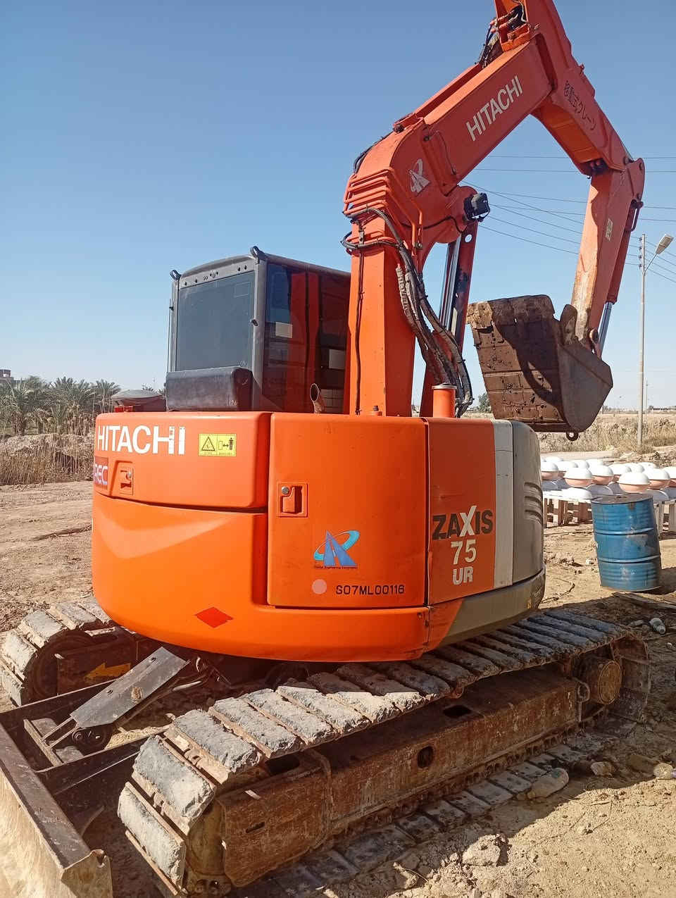 السلام عليكم حفاره لبيع موديل 2013 كفاله عامه
***********
