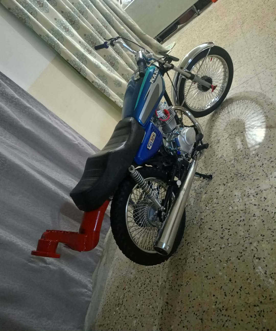 سلام عليكم نامة شلامجة موديل ٣٥ دراجة ما مفتوحة شرط دراجة مفولة سعرها ٦٠٠ وبيها مجال بصيط لل شراي


**إذا كنت صاحب هذا الإعلان وتريد حذفه لأي سبب، رجاءا أرسل رسالة إلى الدعم الفني**