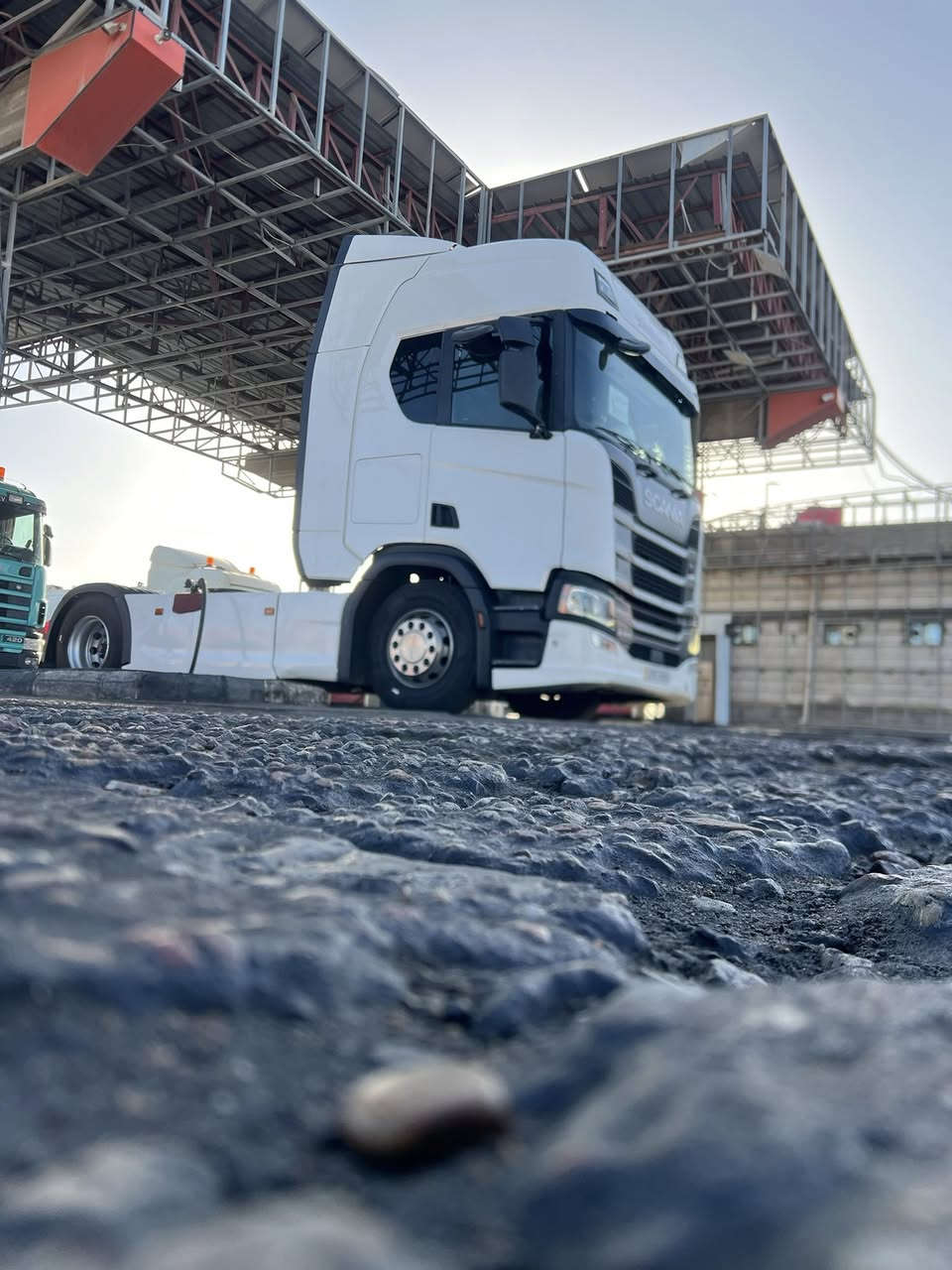 الستفسار عله هذه الرقم ***********
